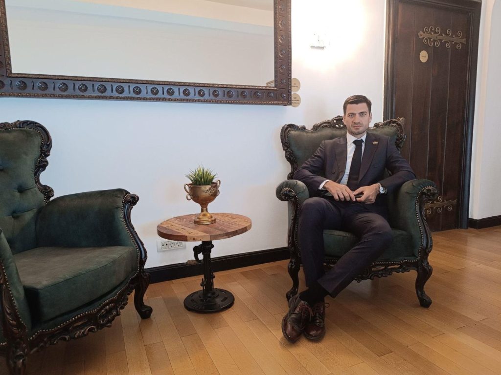 Mihai Popa, Reprezentant Vânzări, EkoGroup – Rezultatele sunt garantate prin contract: vizibilitate în Google în maxim 7 zile 5 Mihai Popa, Reprezentant Vânzări, EkoGroup – Rezultatele sunt garantate prin contract: vizibilitate în Google în maxim 7 zile