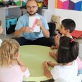 La English Kids Academy, inteligența emoțională este prioritară în educația copiilor