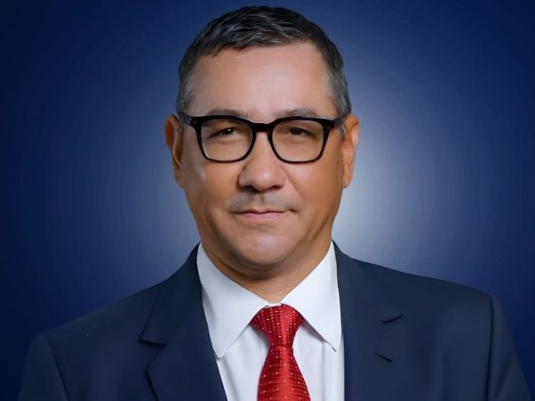 Victor Ponta, candidat la Președinția României, propune acces la universități pentru toți, cu Eugen Teodorovici în echipă