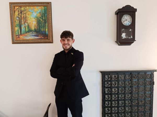 Vlad Augustin: Vizibilitate stradală strategică cu steagurile direcționale EkoGroup